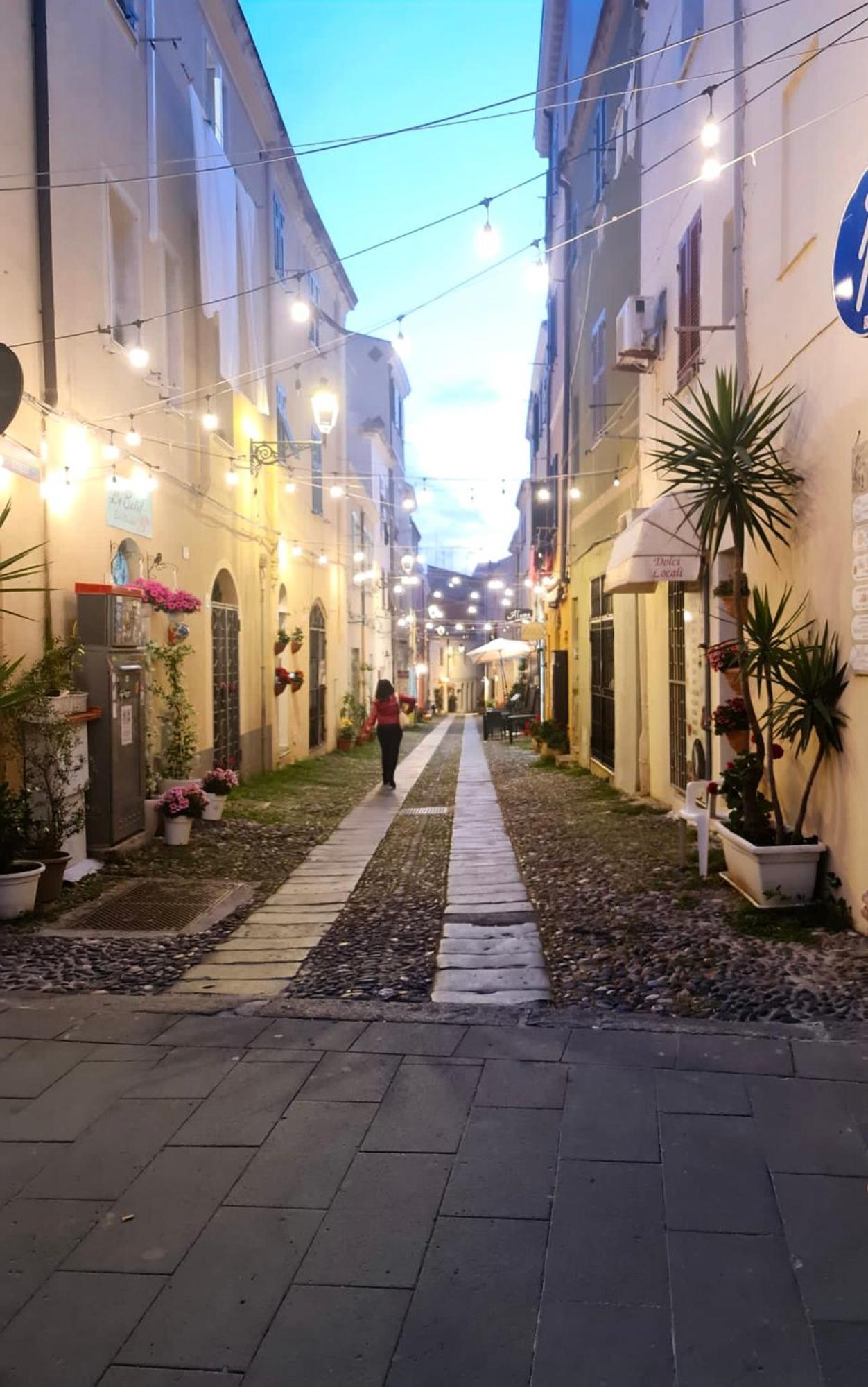 Alghero Old Town Apartment Steps To Sea And Scenic Ramparts מראה חיצוני תמונה