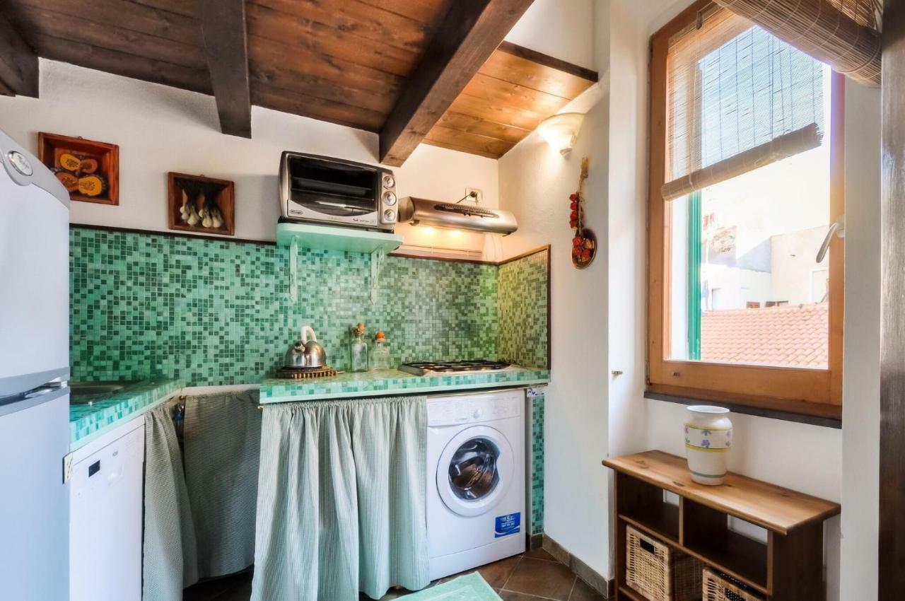 Alghero Old Town Apartment Steps To Sea And Scenic Ramparts מראה חיצוני תמונה