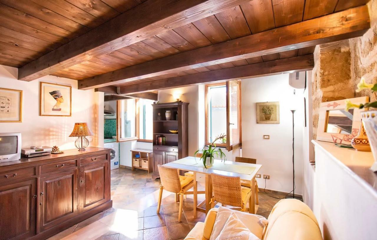 Alghero Old Town Apartment Steps To Sea And Scenic Ramparts מראה חיצוני תמונה